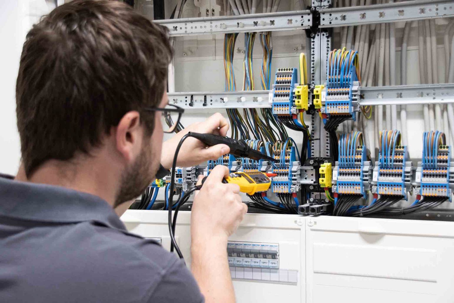 Stellenangebote - Elektrotechnik Schulte